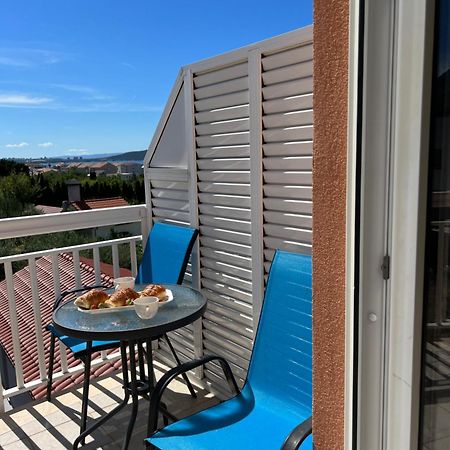 Apartment Marija 2 Near Split Kaštela Екстериор снимка