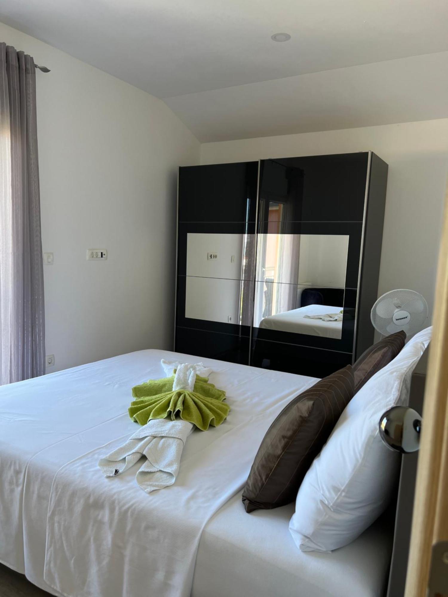 Apartment Marija 2 Near Split Kaštela Екстериор снимка