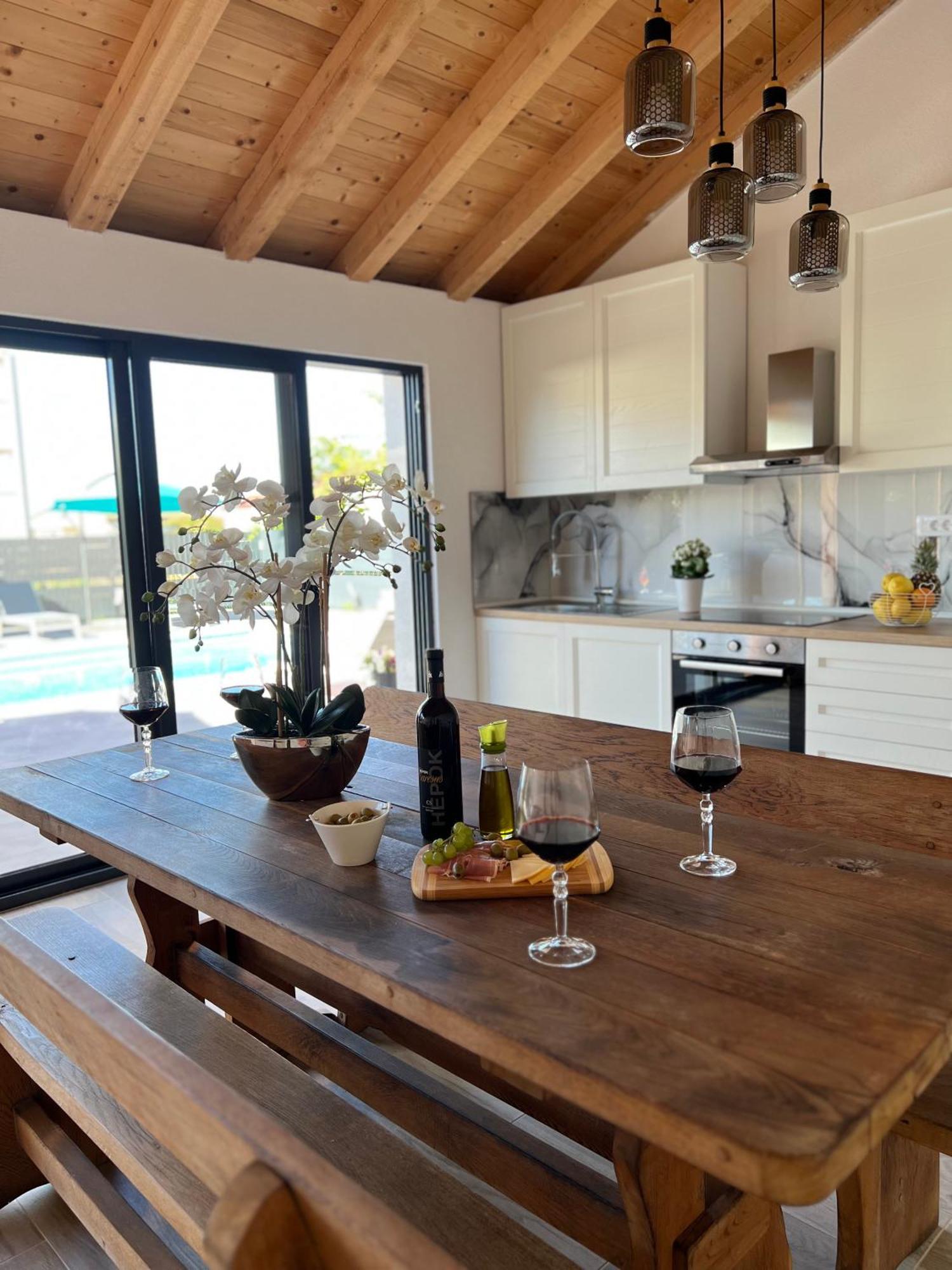 Apartment Marija 2 Near Split Kaštela Екстериор снимка