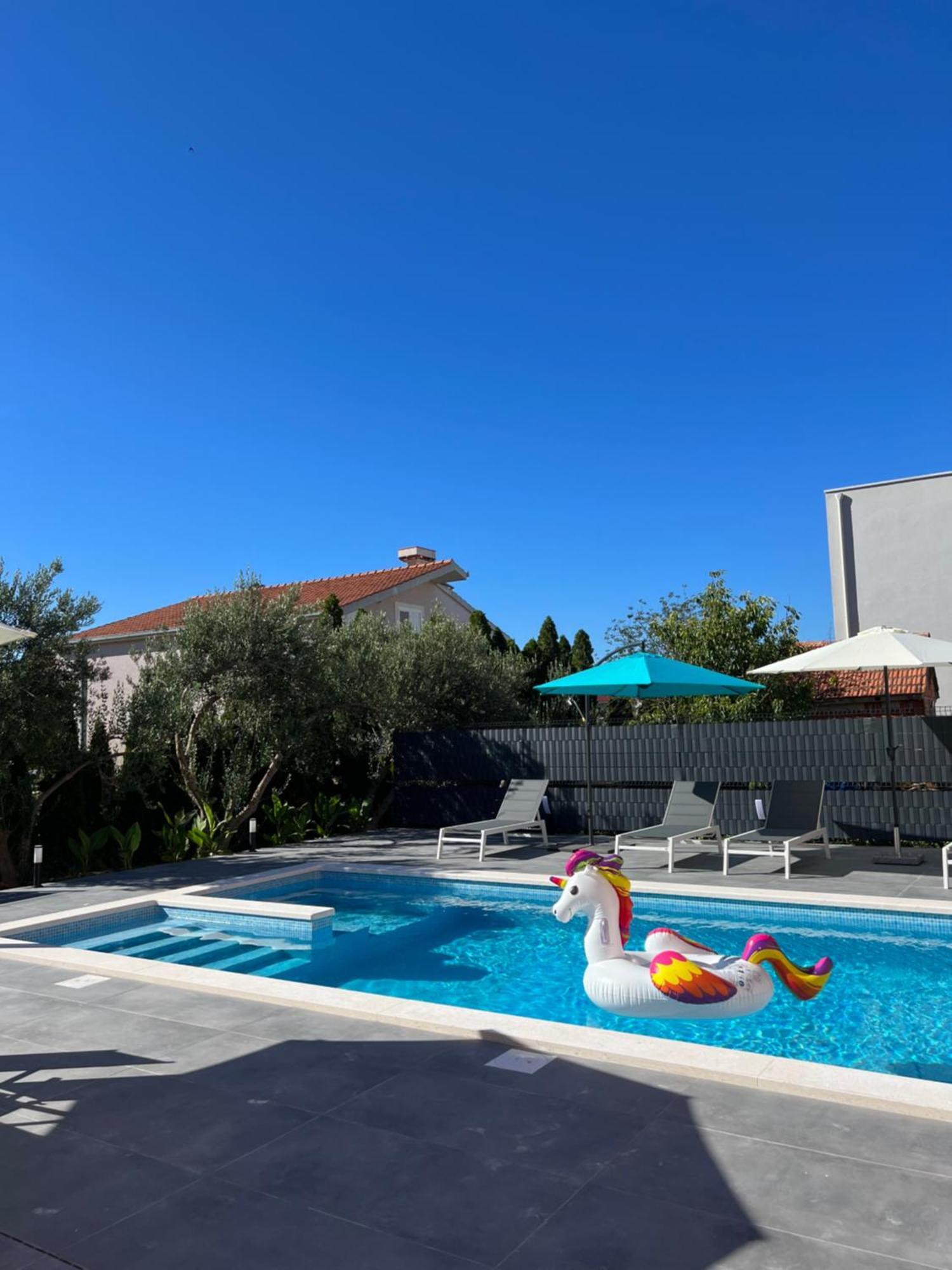 Apartment Marija 2 Near Split Kaštela Екстериор снимка
